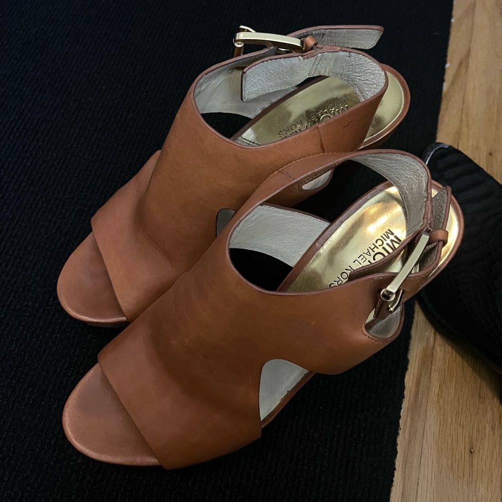 Micheal kors wedges